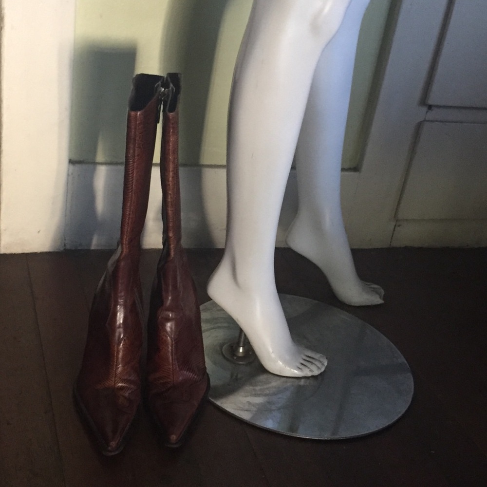 COPY - BCBGirl brown leather boots - Picture 4 of 6